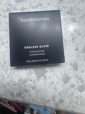 BareMinerals Endless Glow Highlighter in color Free